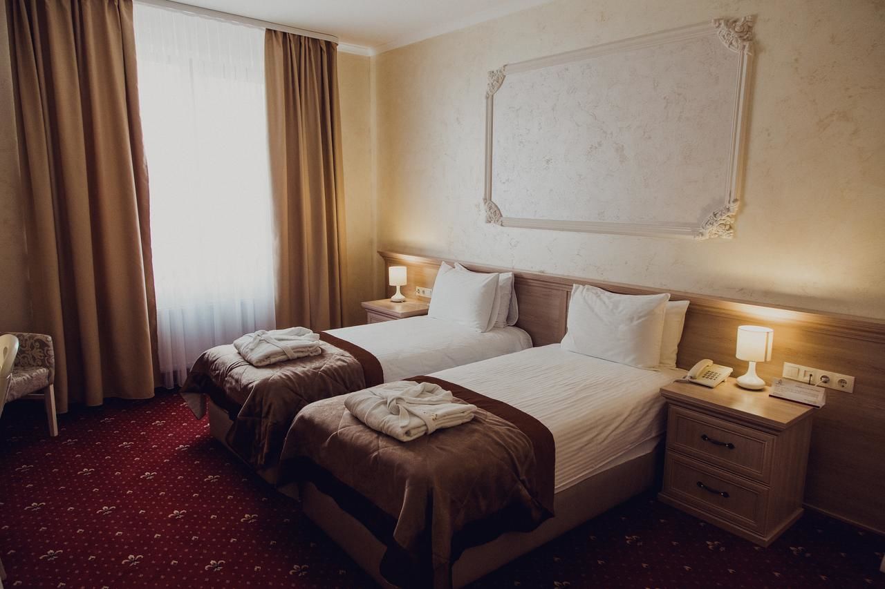 Отель Hotel France Винница-4