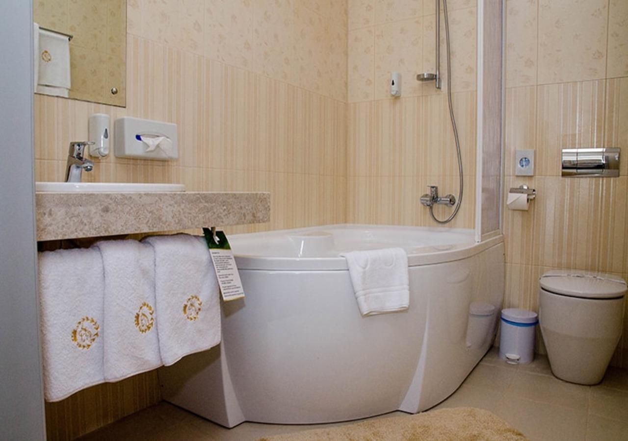 Отель Hotel France Винница-15
