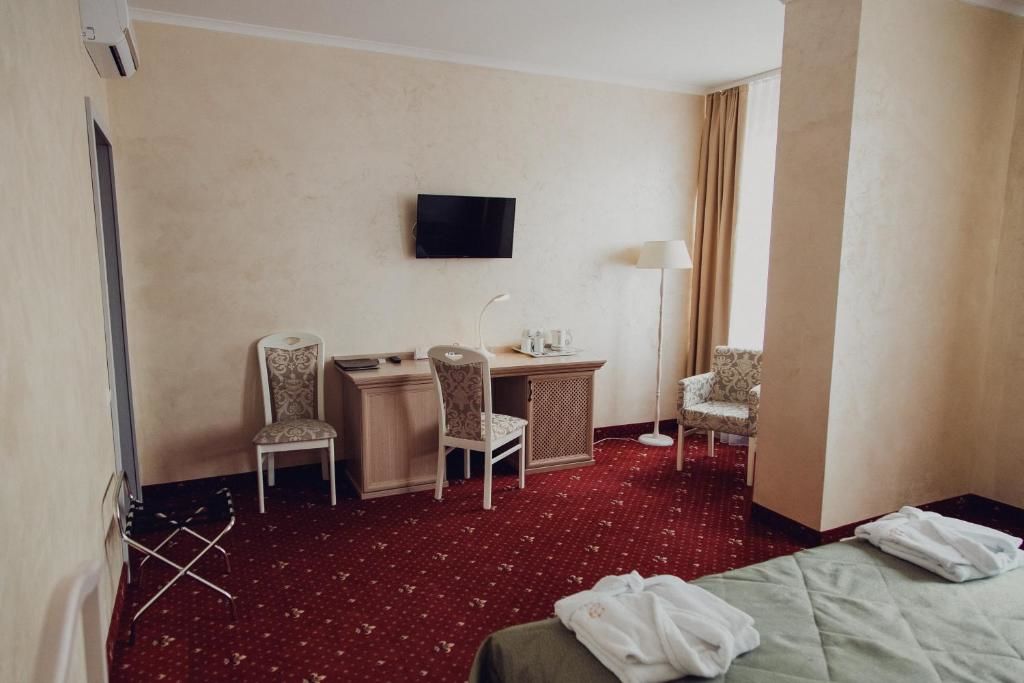Отель Hotel France Винница-50