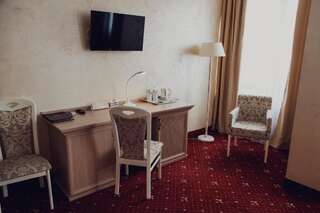 Отель Hotel France Винница Улучшенный двухместный номер с 1 кроватью-7